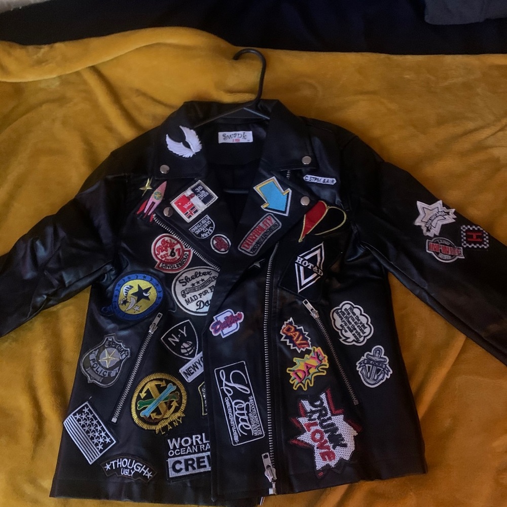 Jacket 💙 - Picture 3 of 6